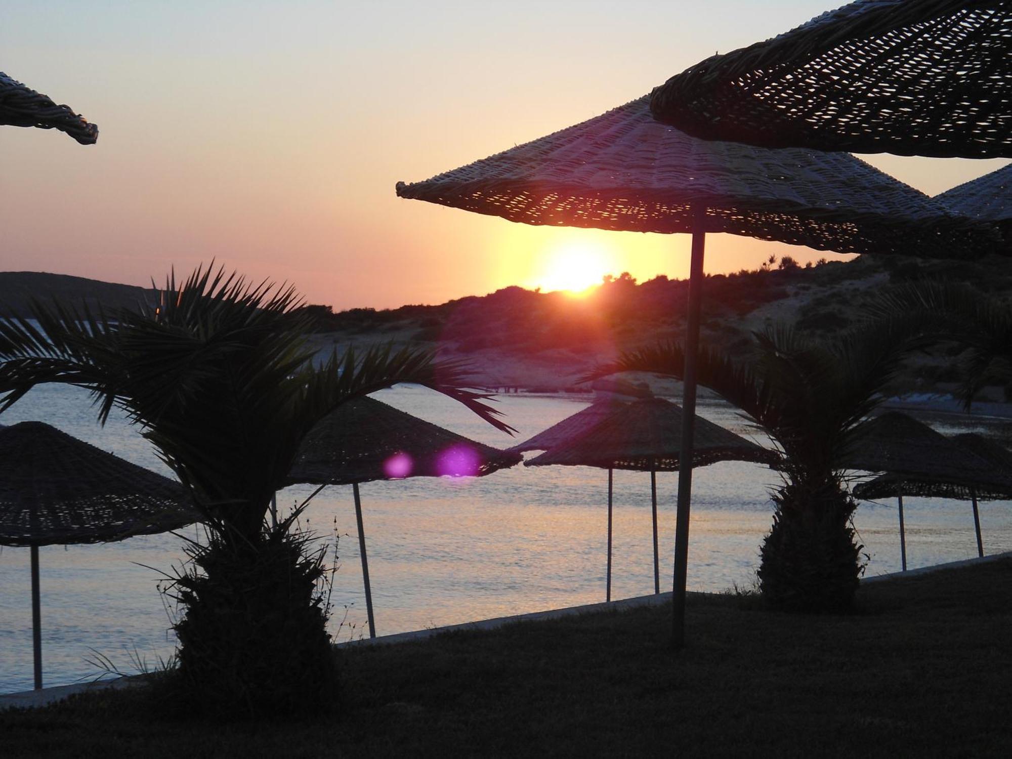 Teras Motel Foca Exterior photo