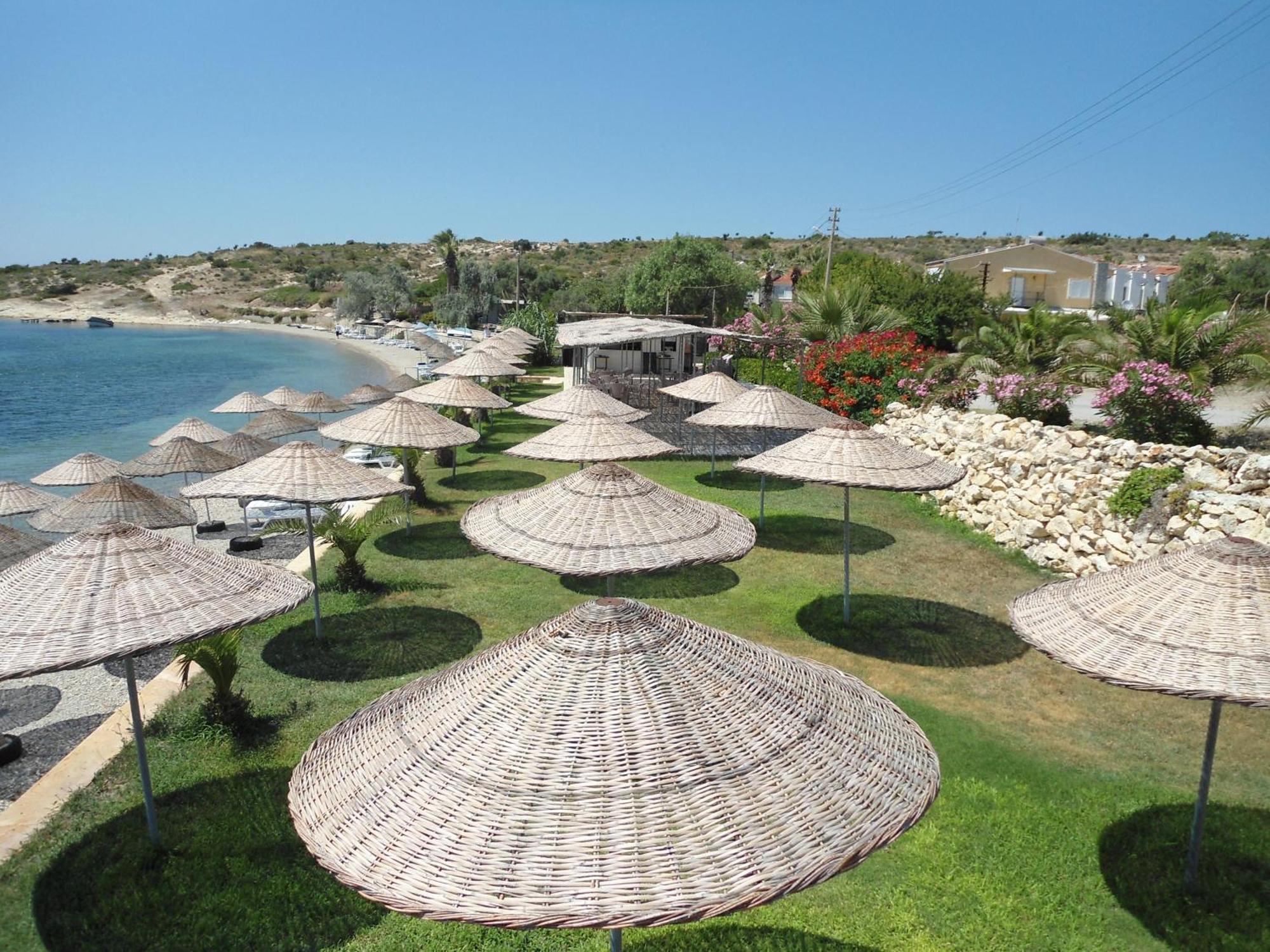 Teras Motel Foca Exterior photo